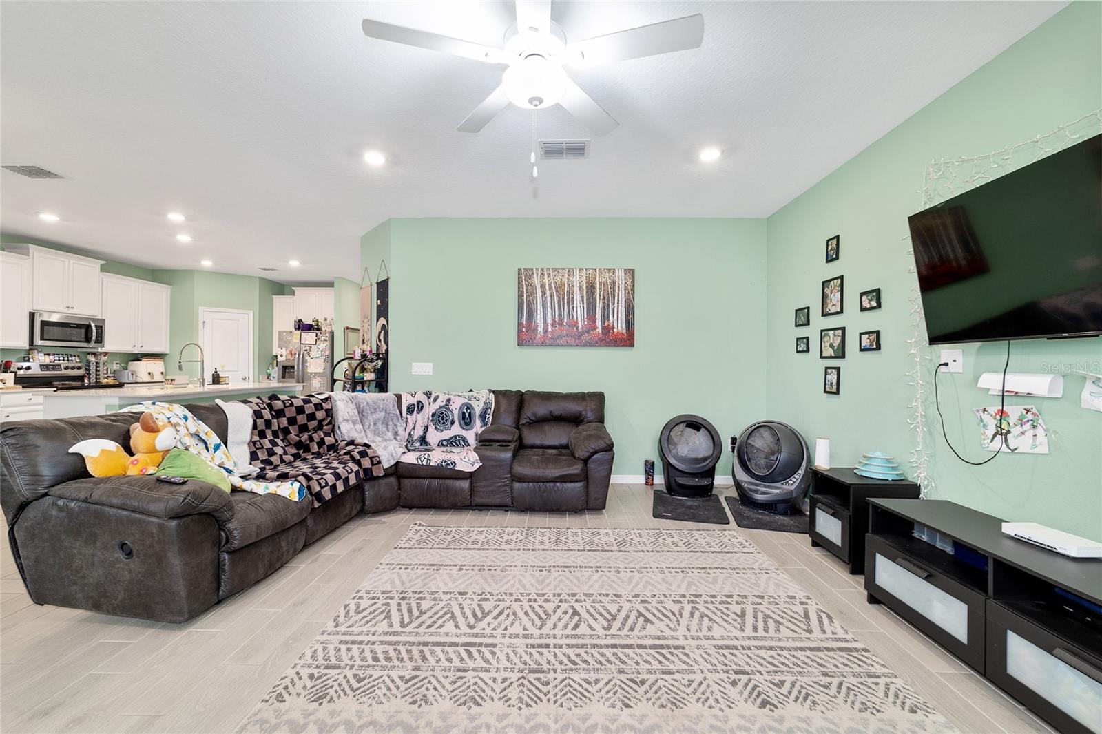 Image 14 of 48 For 1830 44th Court Road