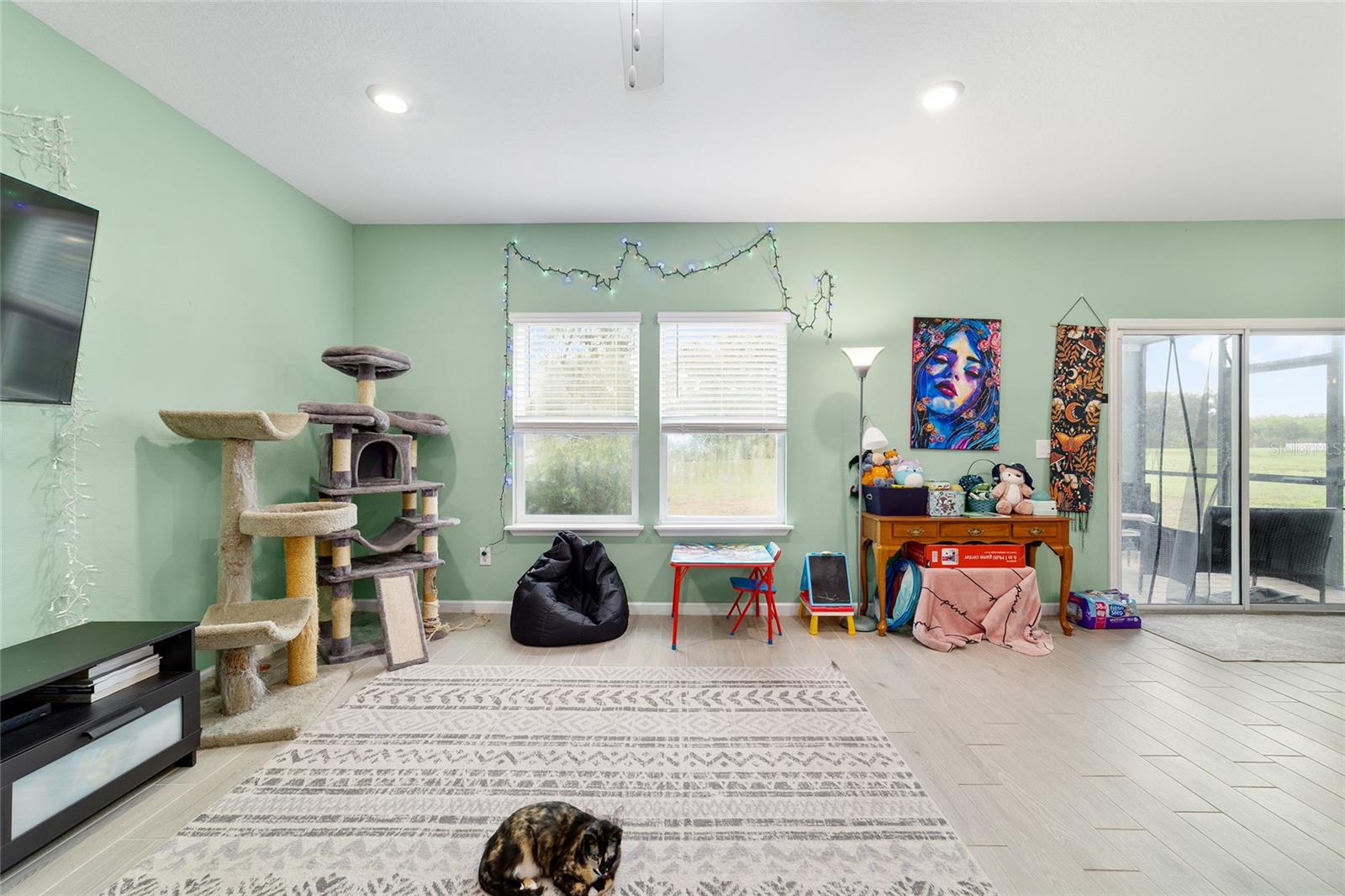 Image 18 of 48 For 1830 44th Court Road