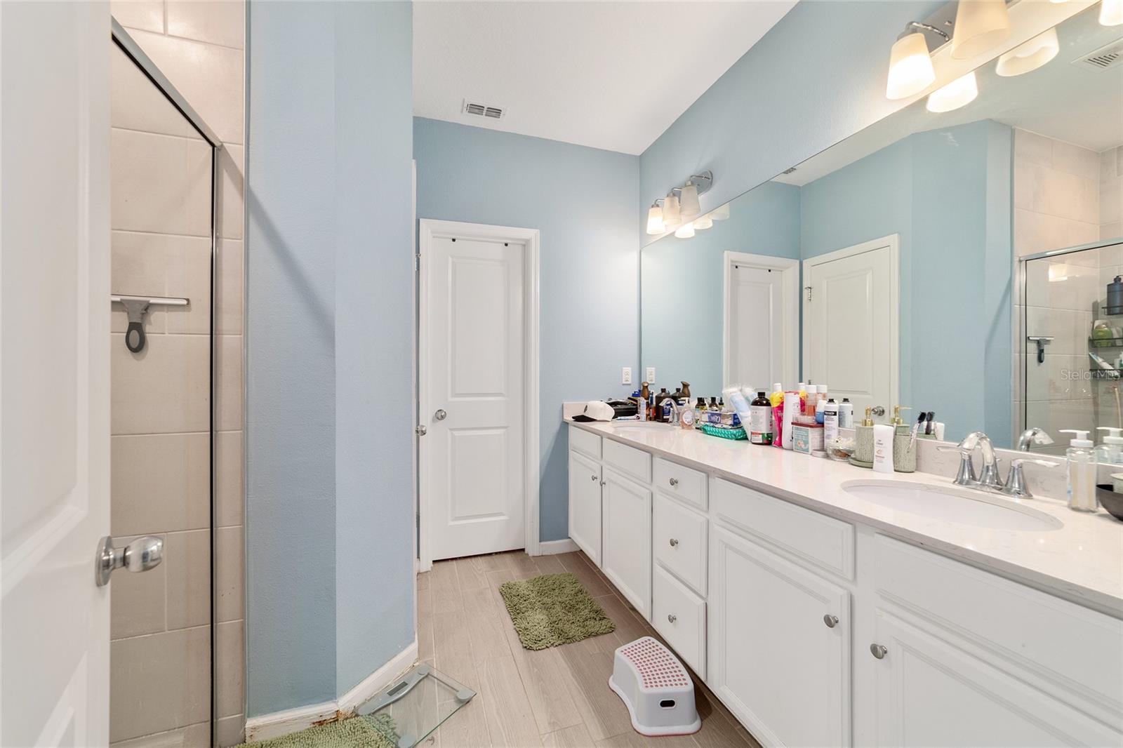 Image 31 of 48 For 1830 44th Court Road