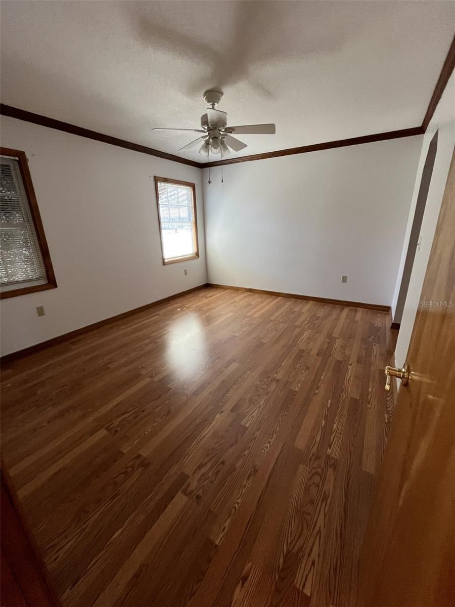 Image 15 of 28 For 1 Cherry Lane