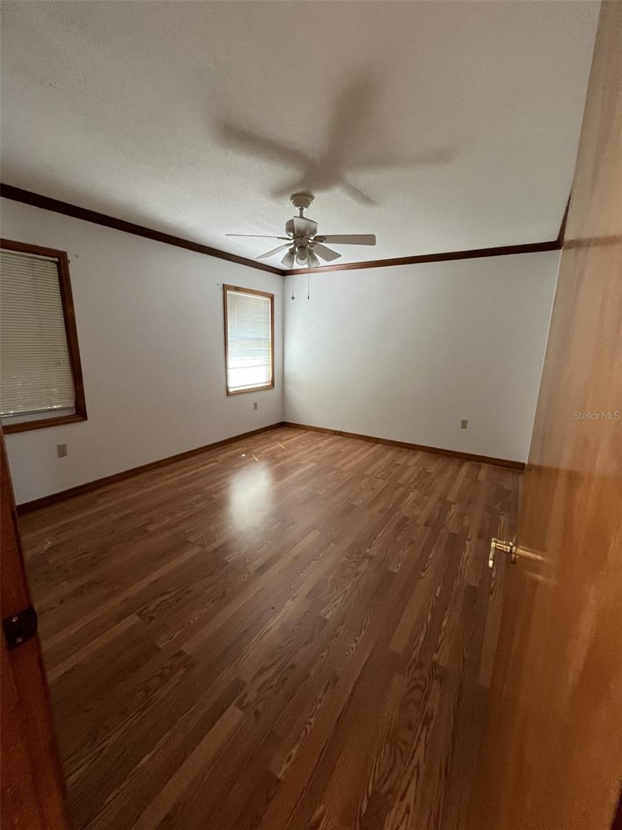 Image 16 of 28 For 1 Cherry Lane