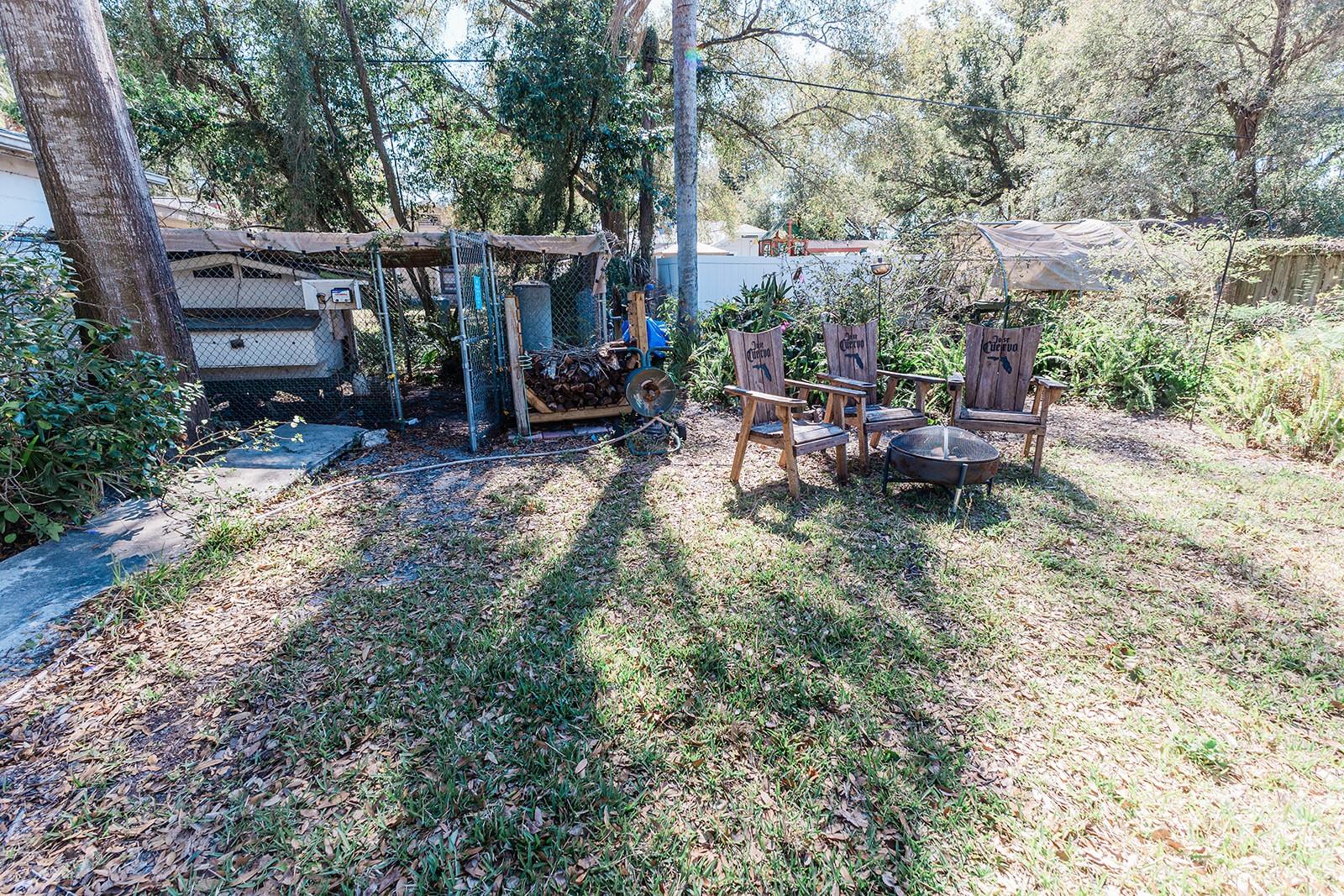 Image 23 of 27 For 1013 East Chelsea Street