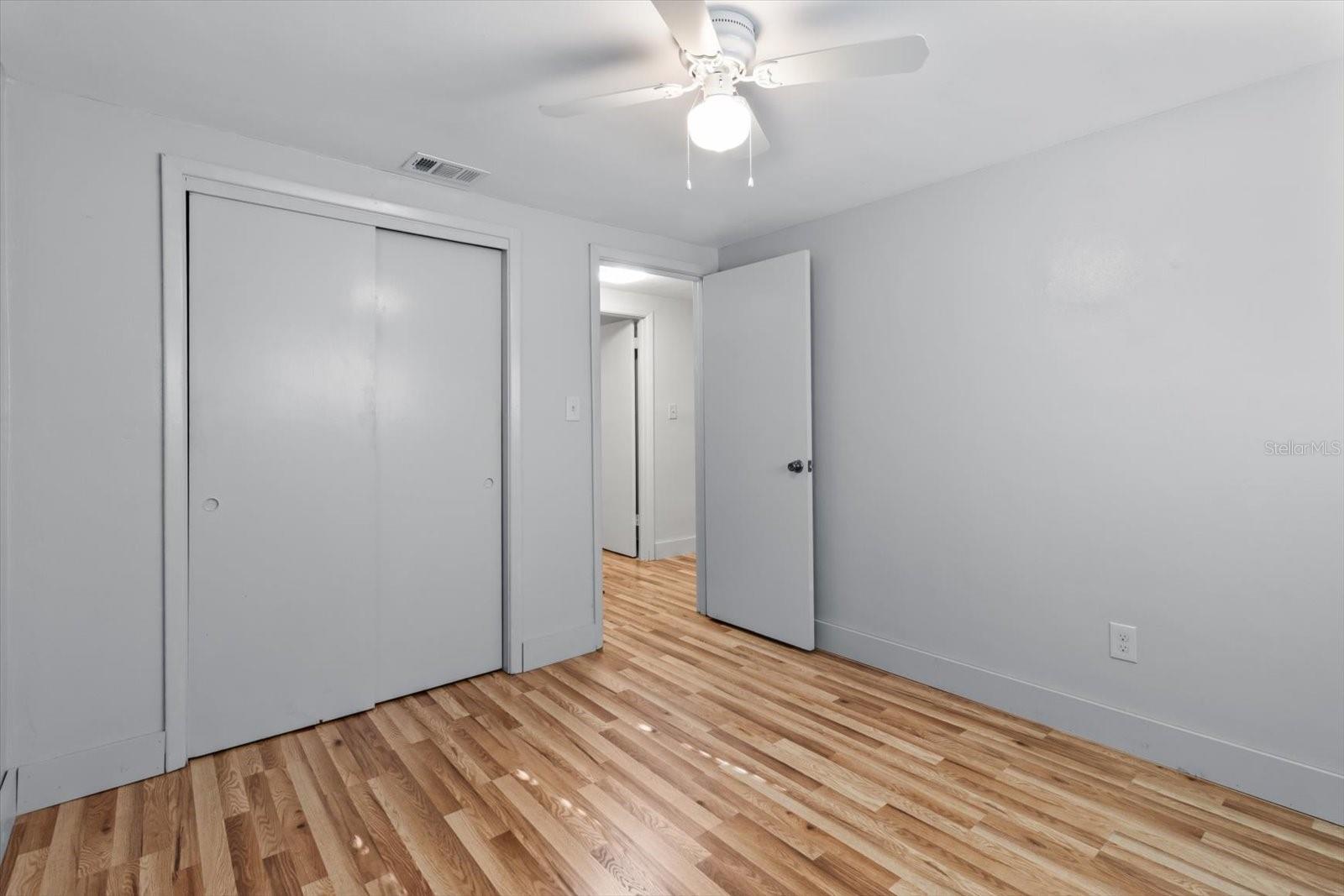 Image 25 of 37 For 5269 James Terrace