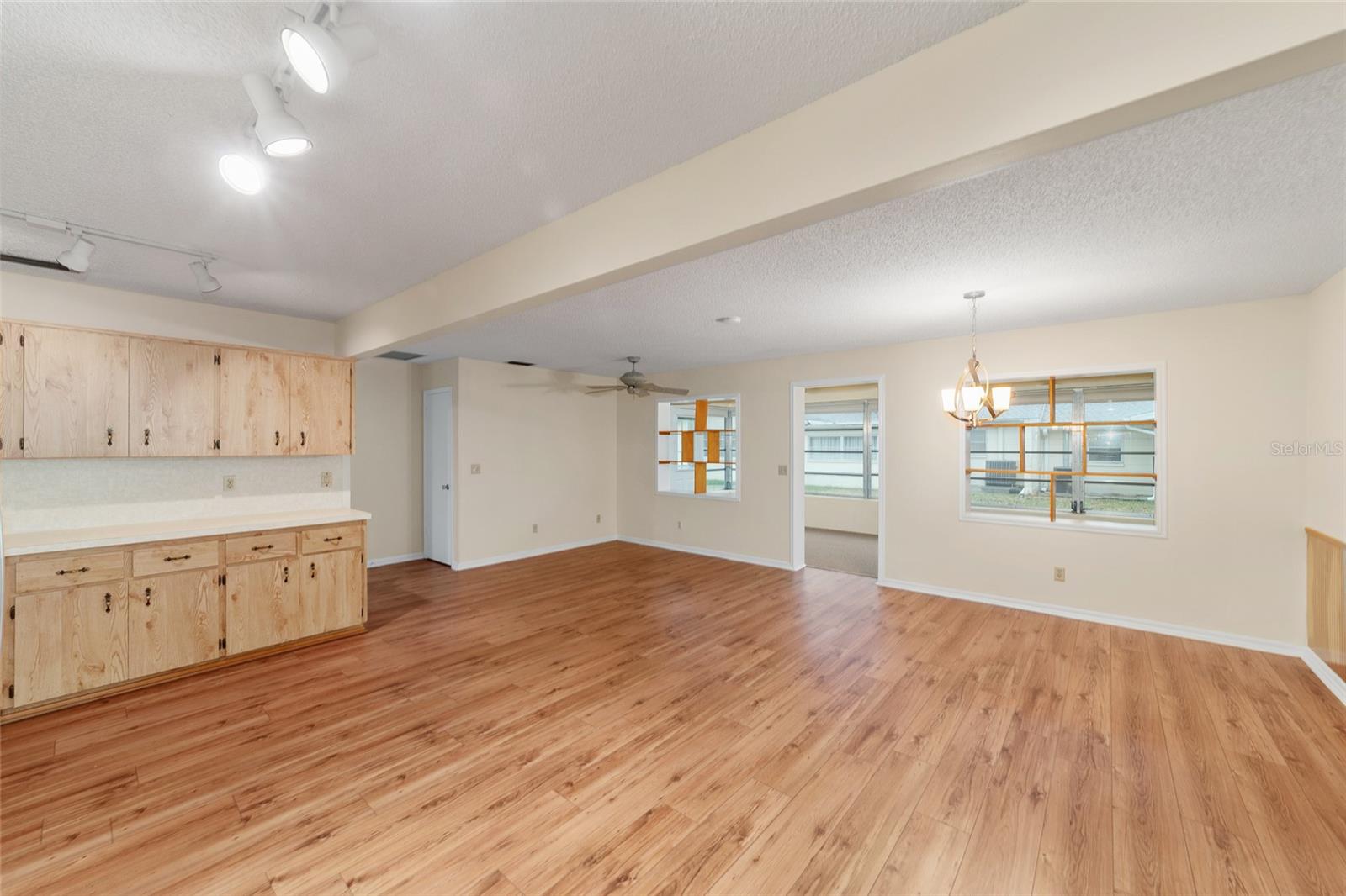 Image 18 of 42 For 8890 96th Street B