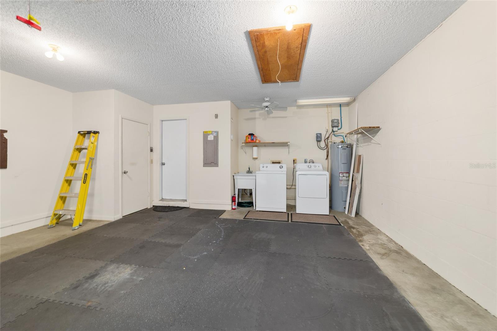 Image 33 of 42 For 8890 96th Street B