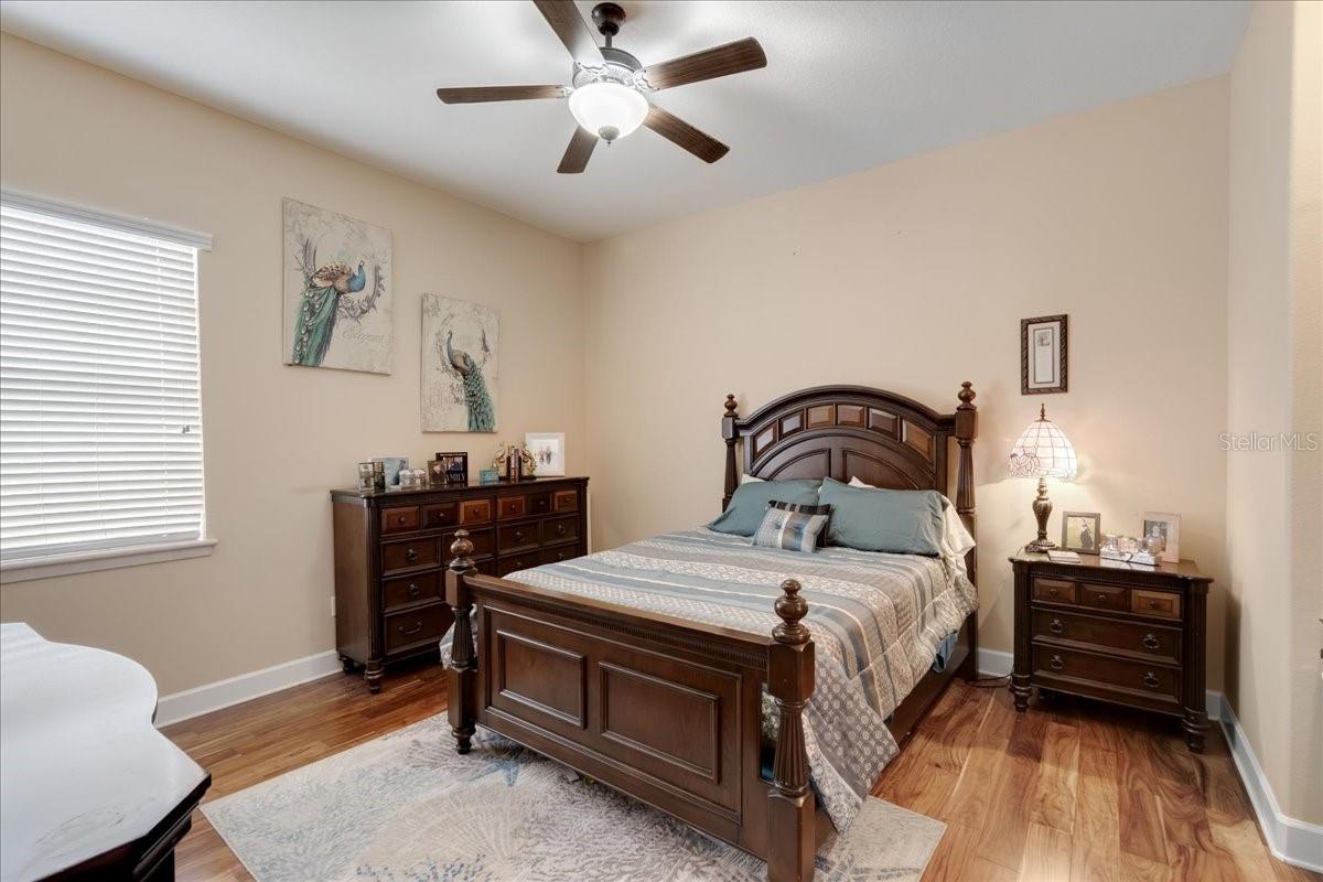 Image 24 of 48 For 6405 10th Street