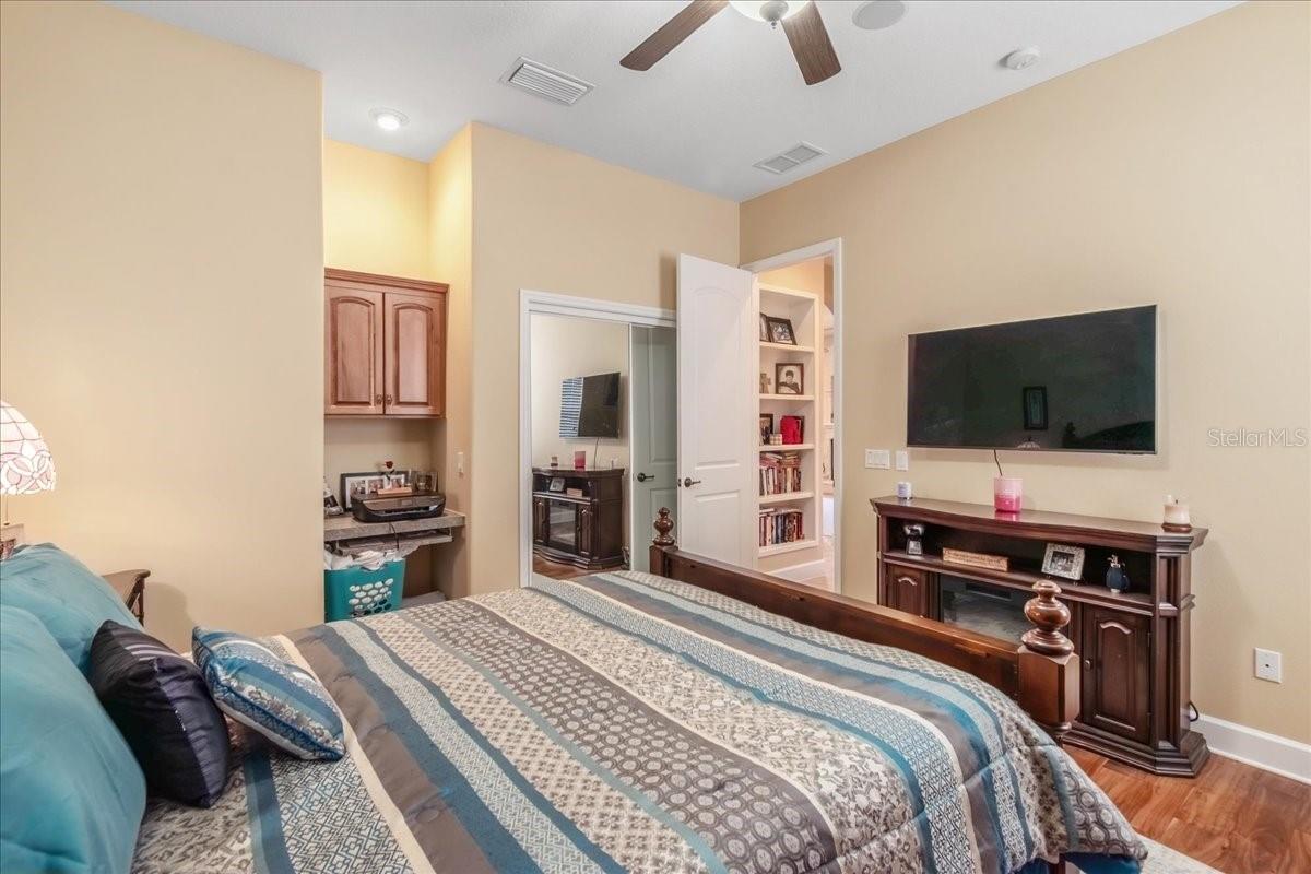 Image 25 of 48 For 6405 10th Street