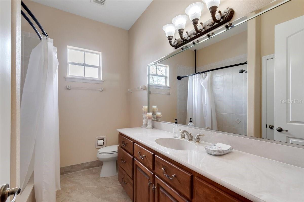 Image 27 of 48 For 6405 10th Street