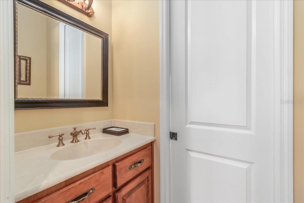 Image 30 of 48 For 6405 10th Street