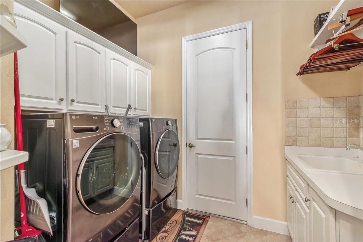 Image 31 of 48 For 6405 10th Street