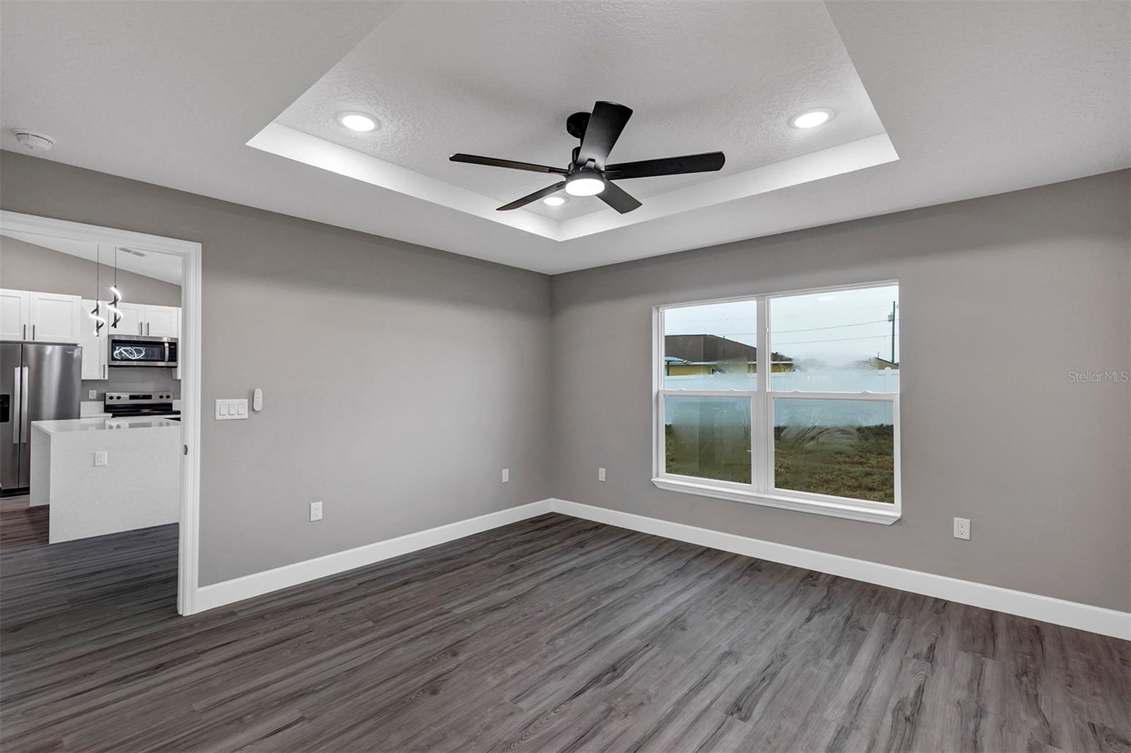 Image 28 of 38 For 14951 33rd Lane