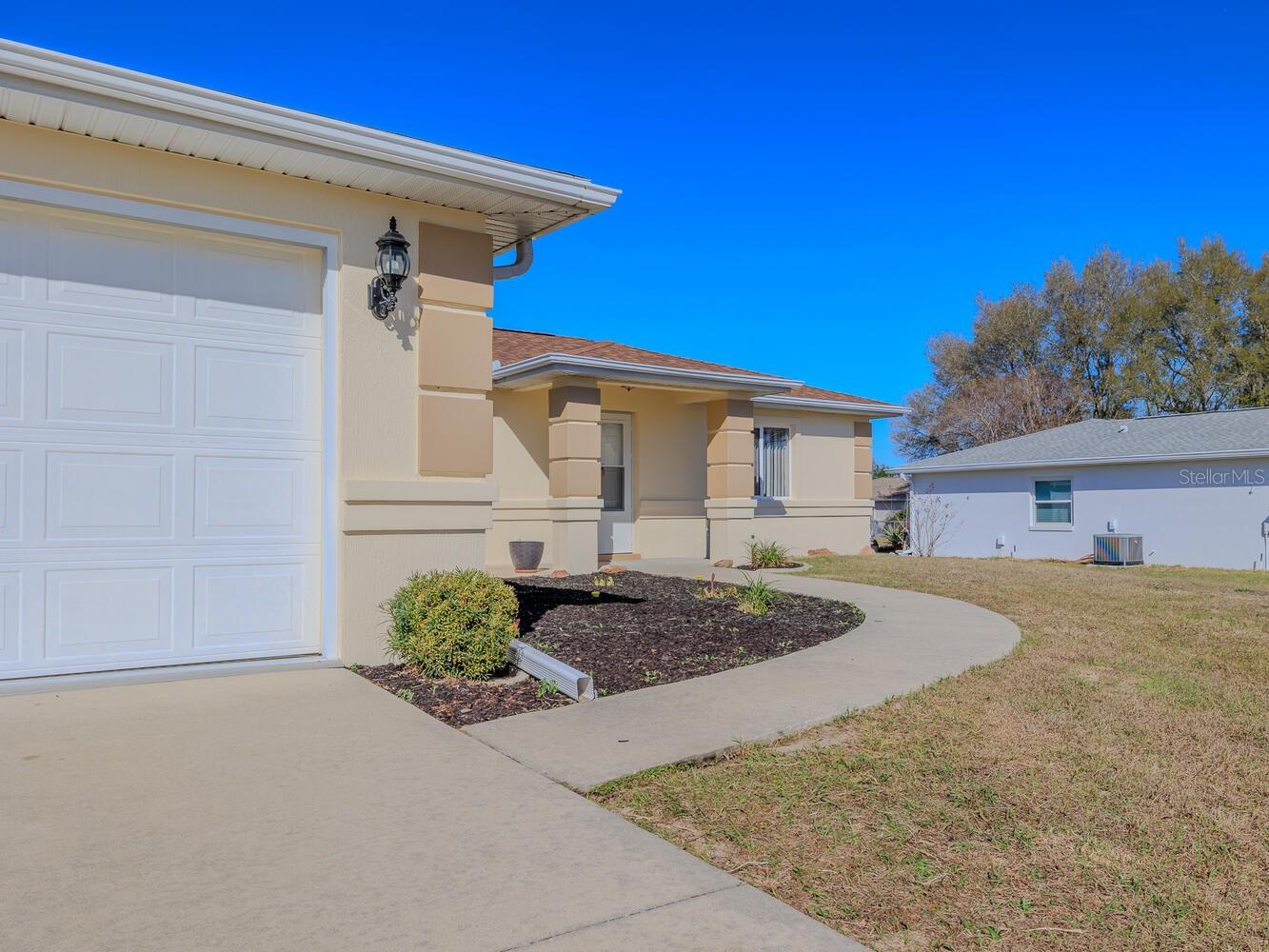 Image 2 of 49 For 6086 98th Loop