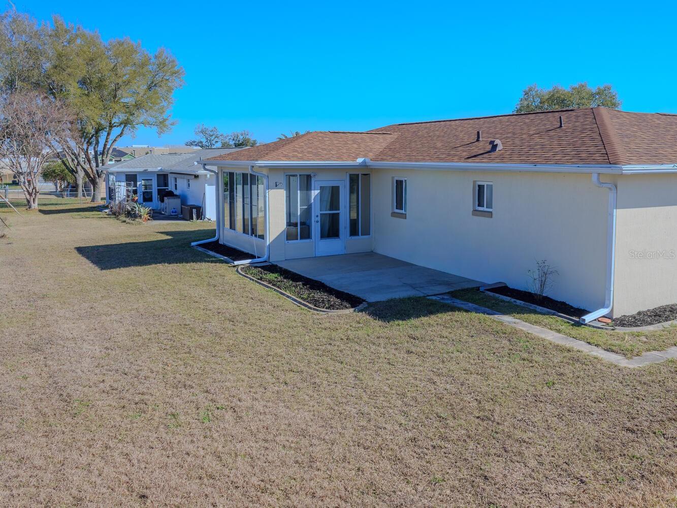 Image 31 of 49 For 6086 98th Loop