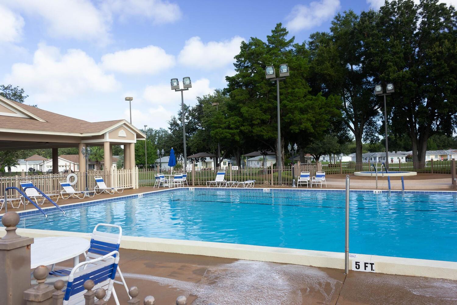 Image 41 of 49 For 6086 98th Loop