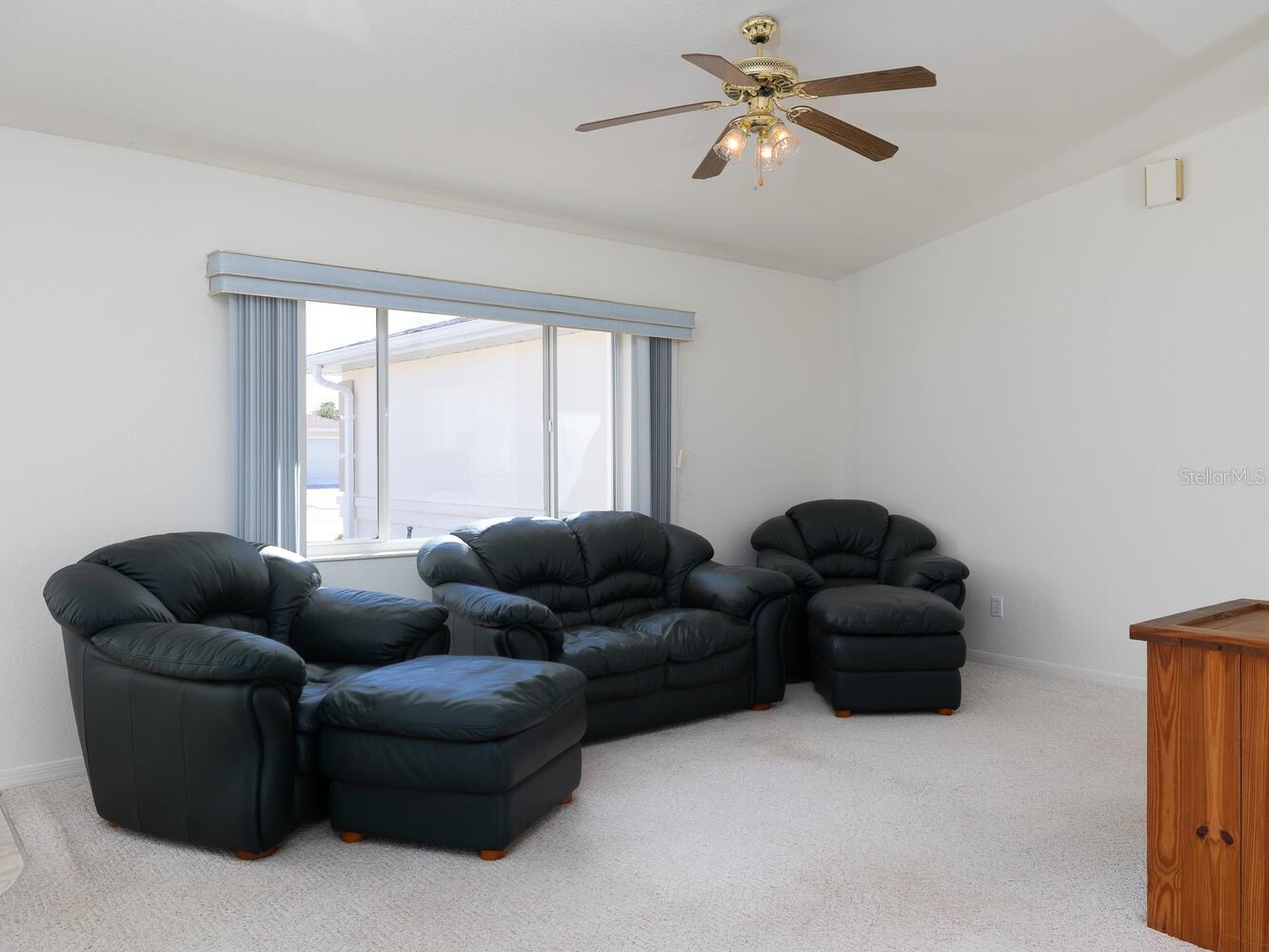 Image 5 of 49 For 6086 98th Loop