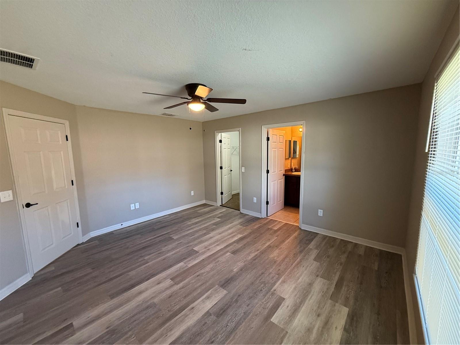 Image 10 of 20 For 5663 57th Street