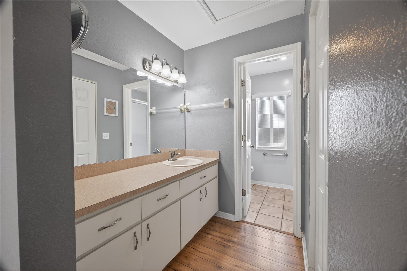 Image 10 of 30 For 6196 101st Place