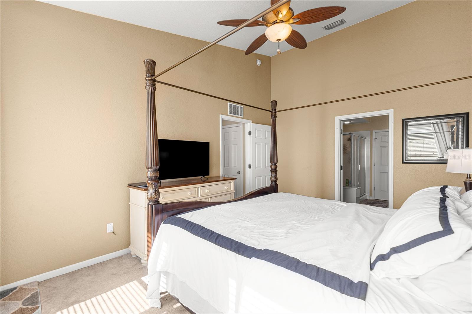 Image 23 of 80 For 4555 52nd Circle 108