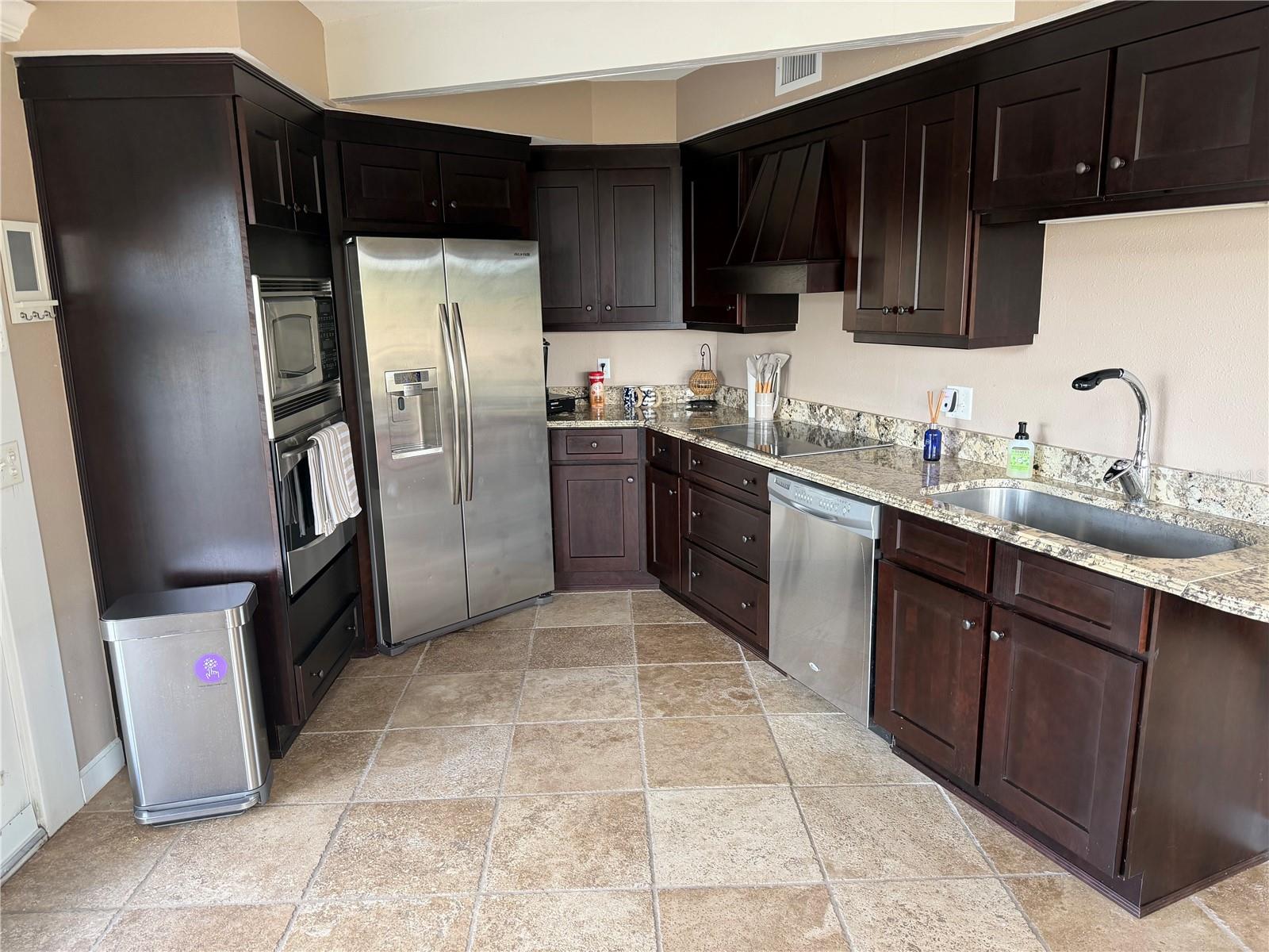 Image 5 of 19 For 15760 140th Avenue