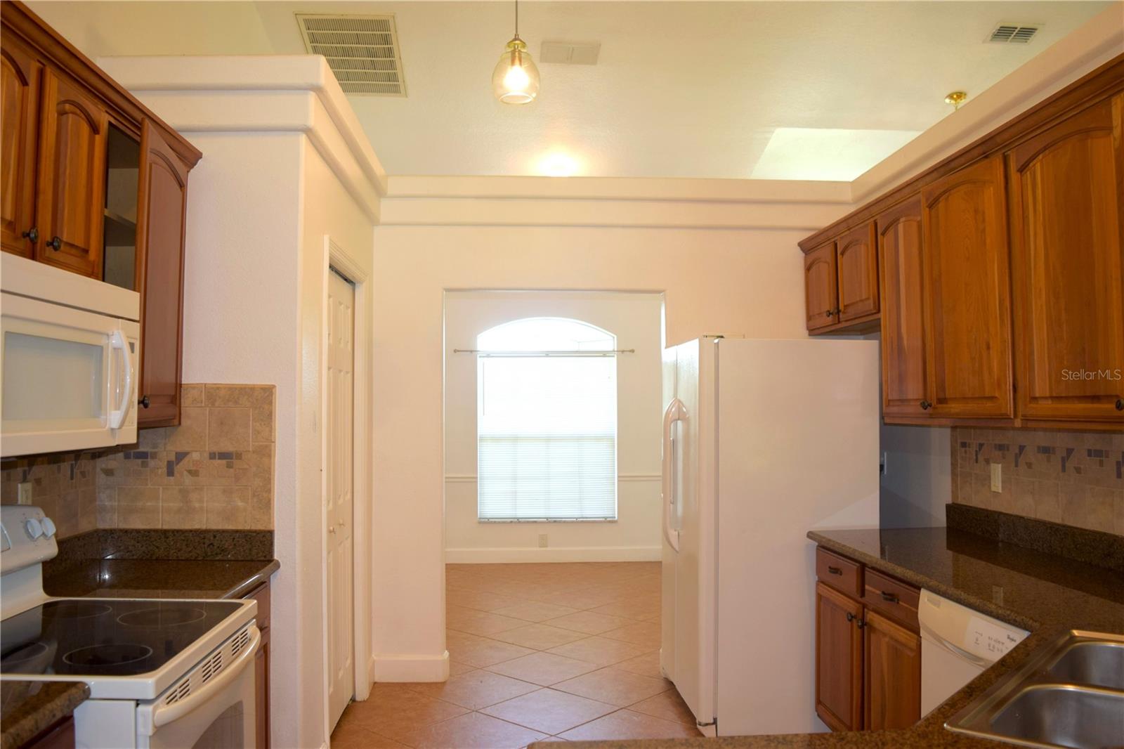 Image 5 of 18 For 4444 115th Street