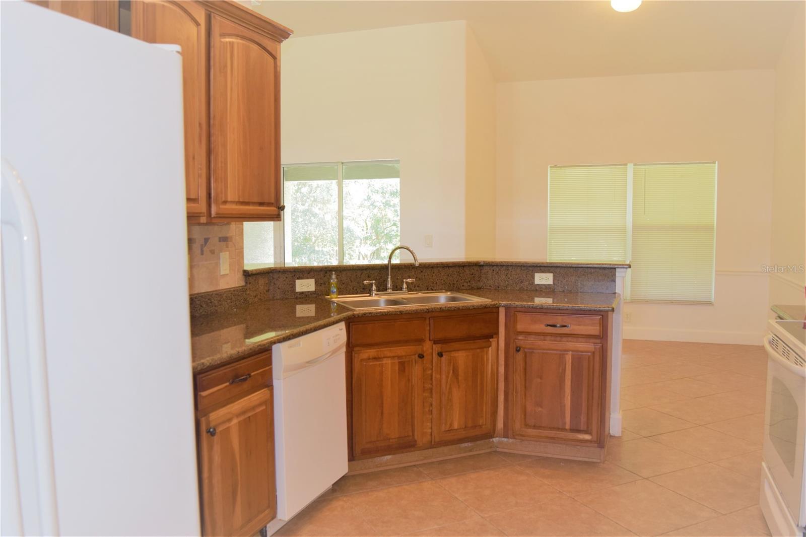 Image 6 of 18 For 4444 115th Street