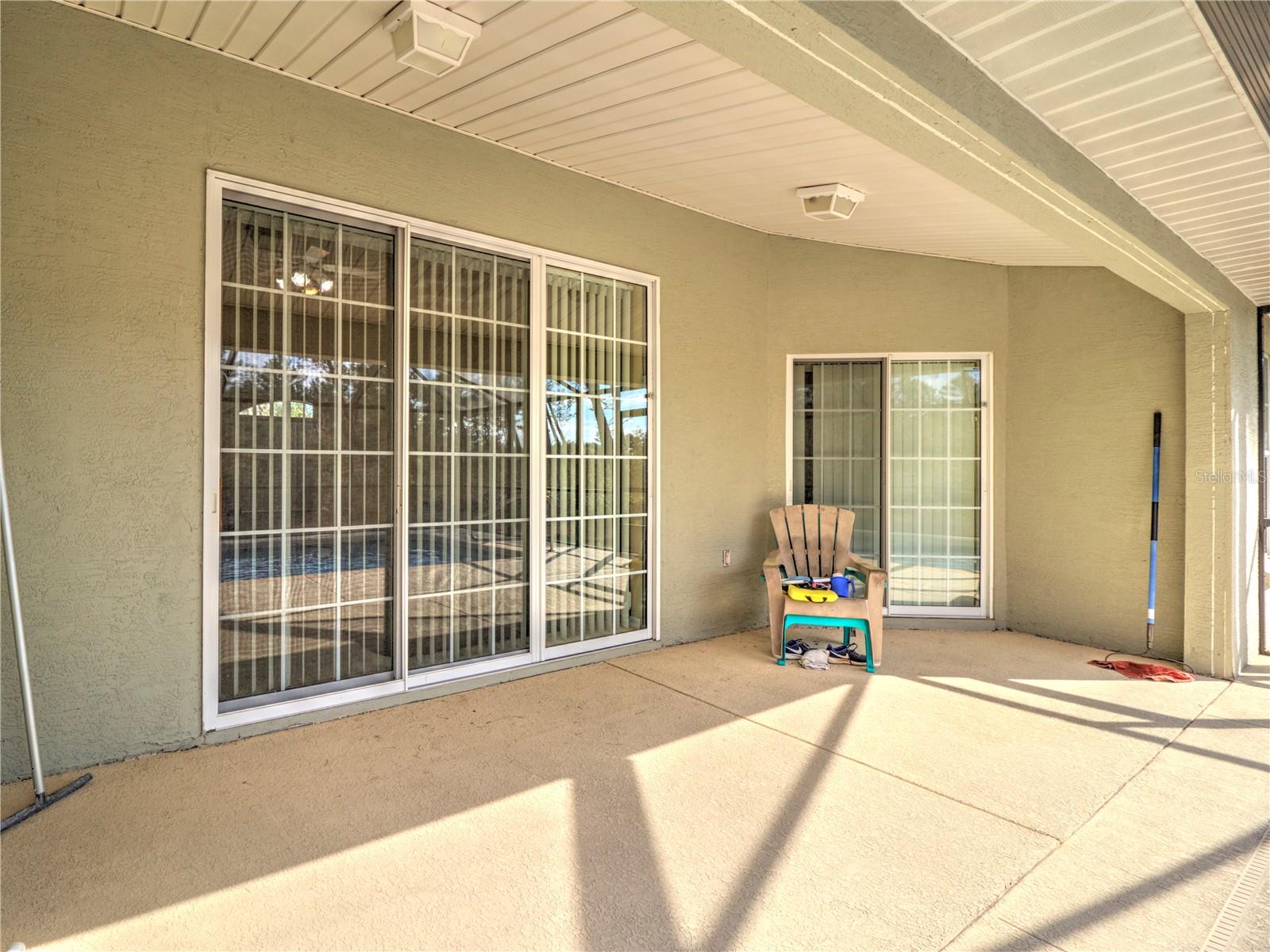 Image 21 of 24 For 4240 111th Place