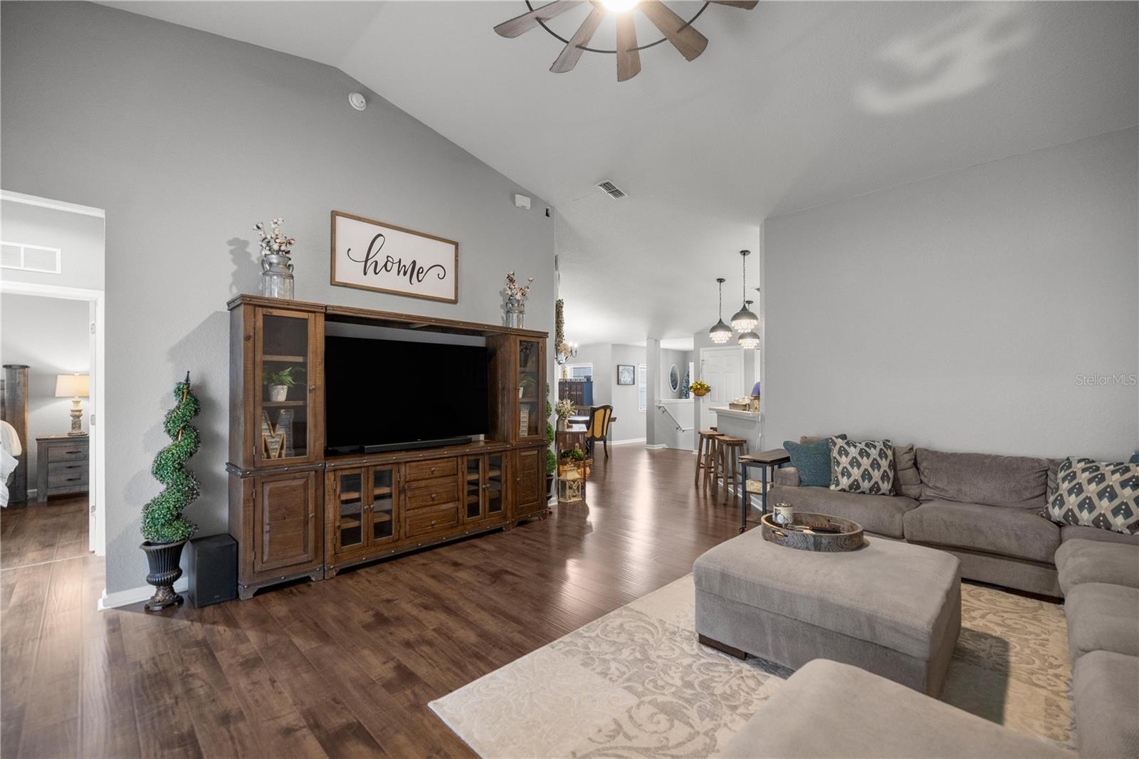 Image 3 of 23 For 4525 52nd Circle 106