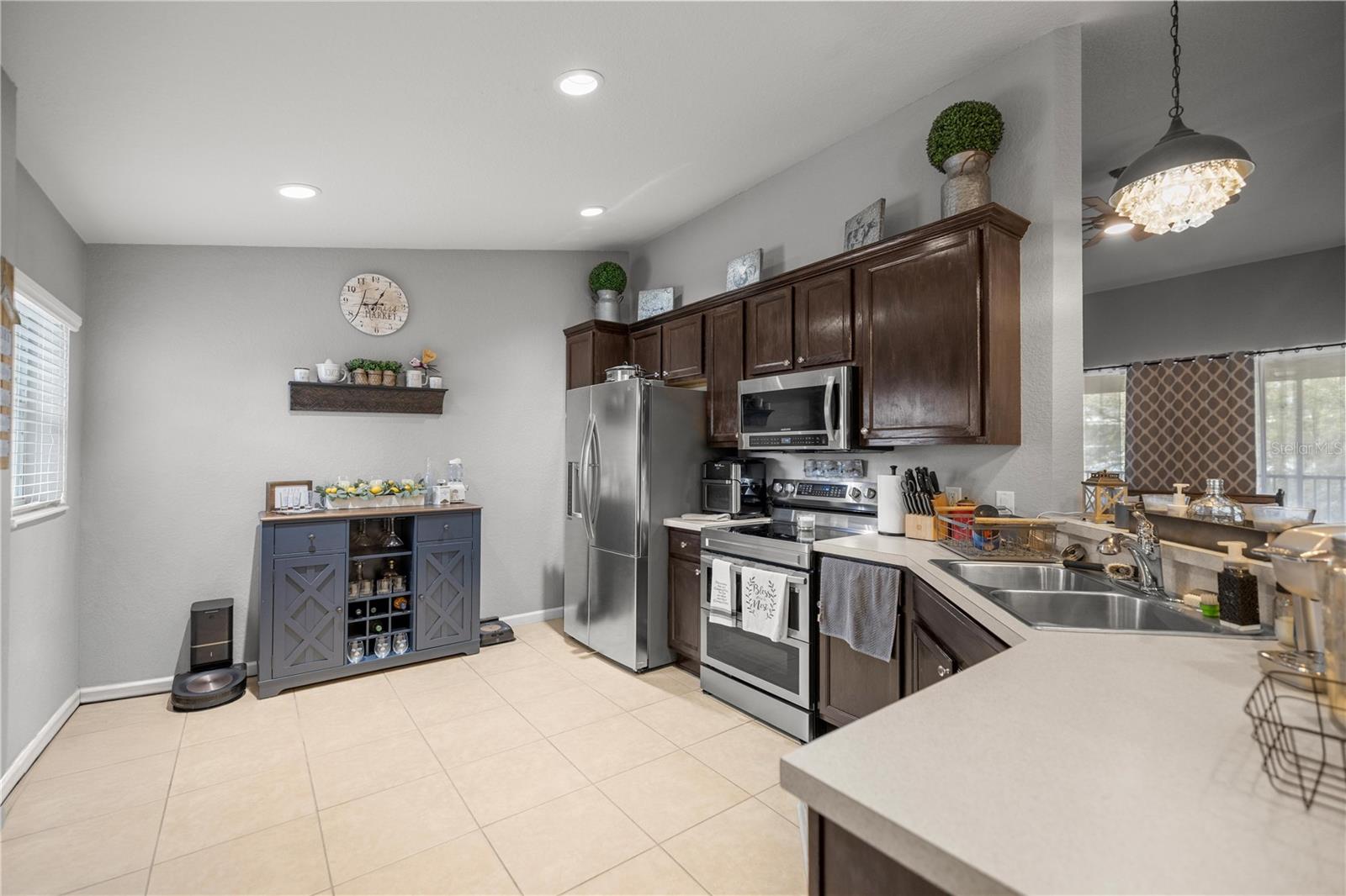 Image 7 of 23 For 4525 52nd Circle 106