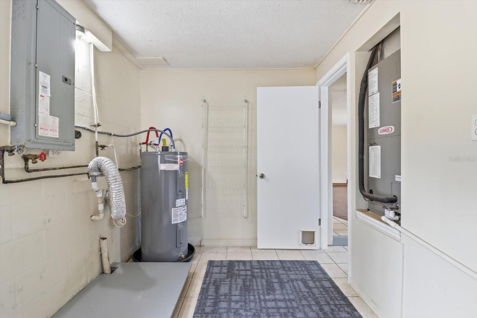 Image 22 of 32 For 7461 Village Drive