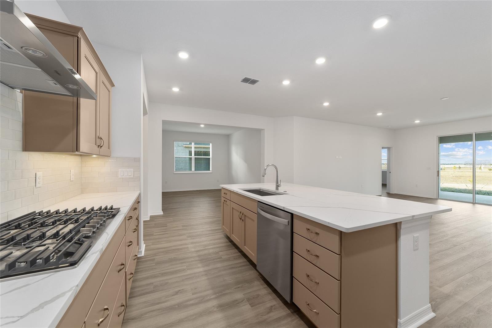 Image 22 of 47 For 7299 57th Lane