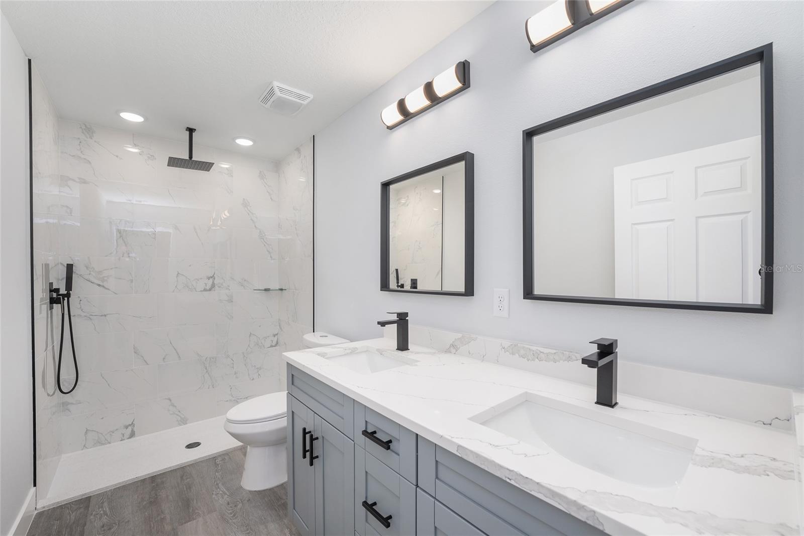 Image 30 of 41 For 119 Redwood Drive