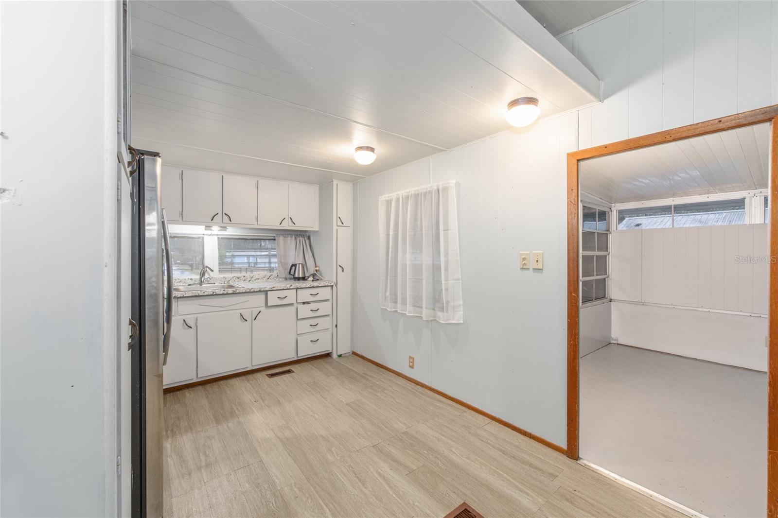 Image 8 of 27 For 2142 185th Terrace