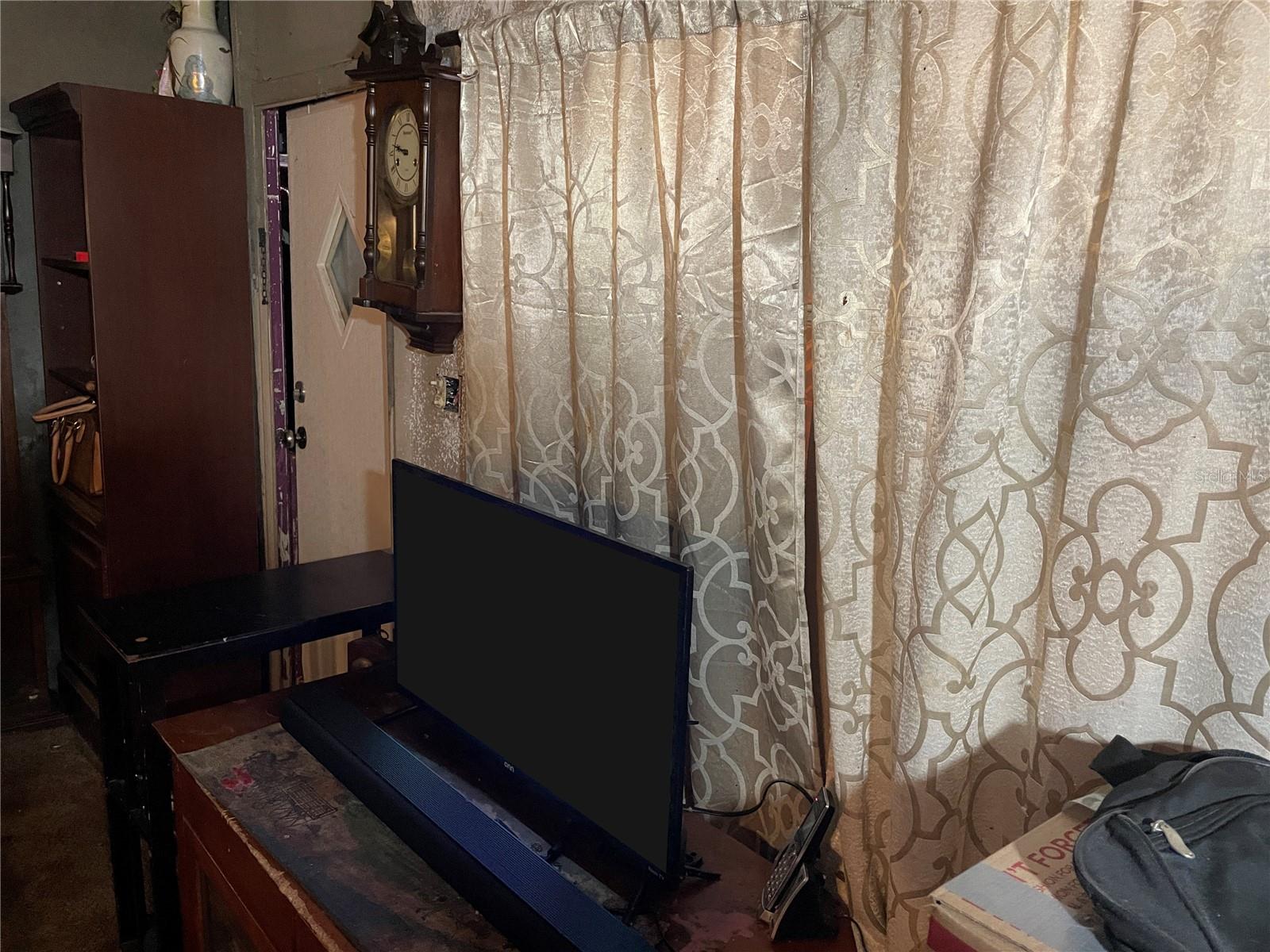 Image 8 of 8 For 18569 22nd Lane