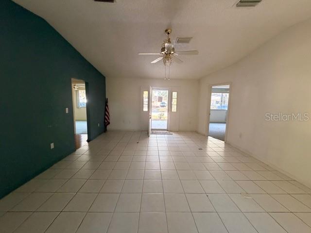 Image 5 of 18 For 10918 82nd Terrace