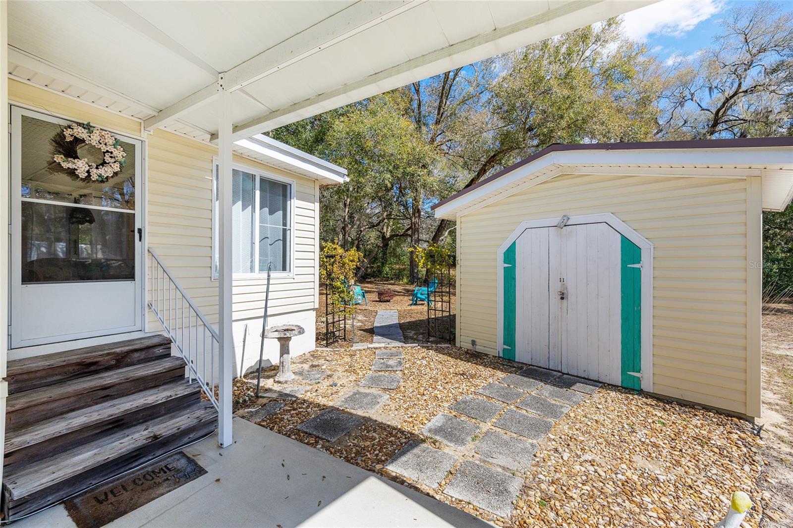 Image 43 of 47 For 2335 Loma Point