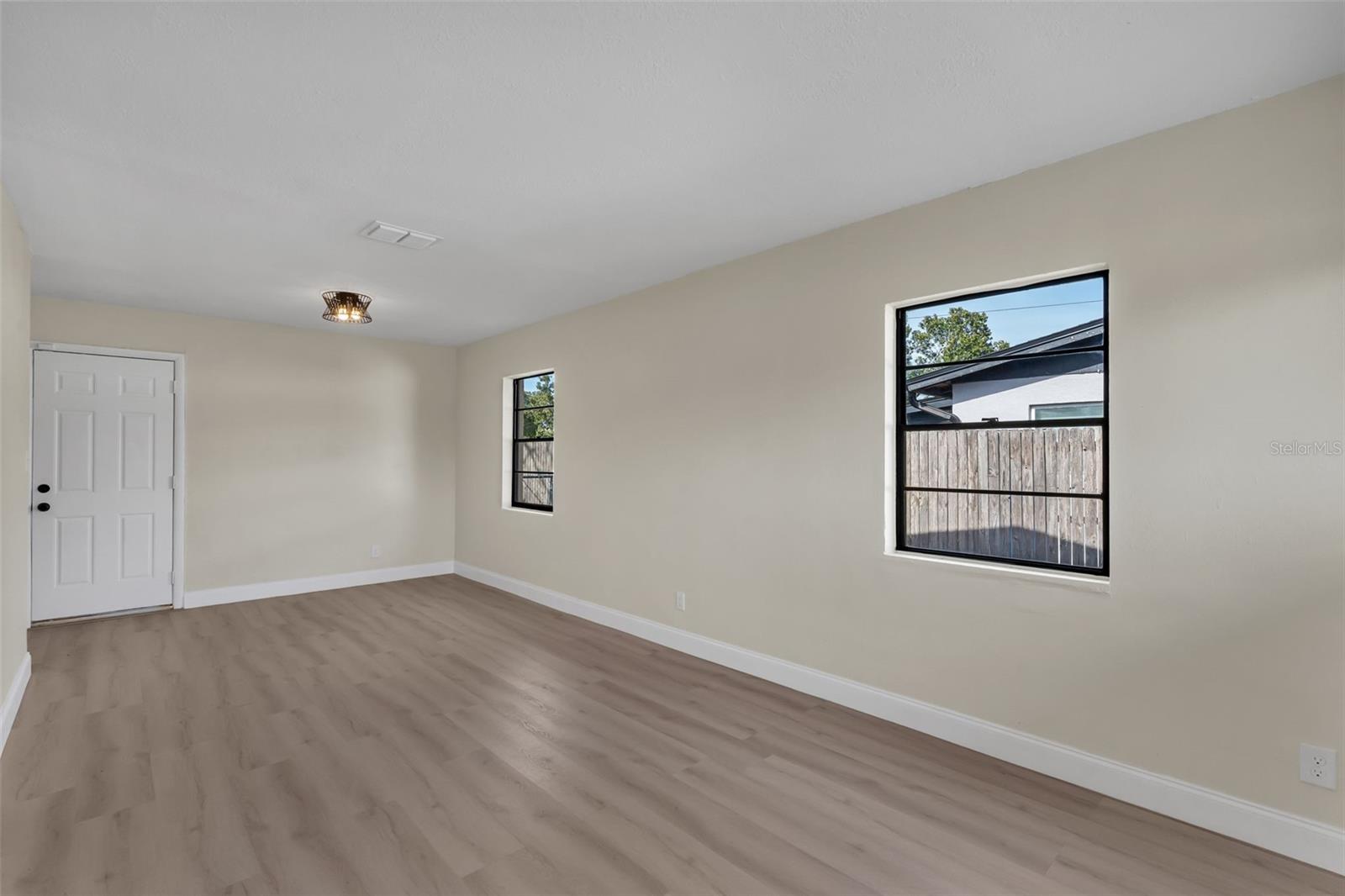 Image 16 of 27 For 7514 Mandarin Drive