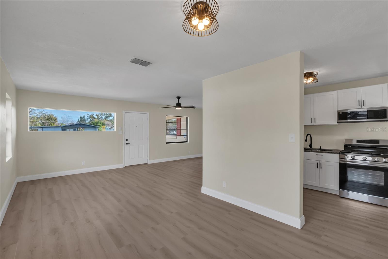 Image 8 of 27 For 7514 Mandarin Drive