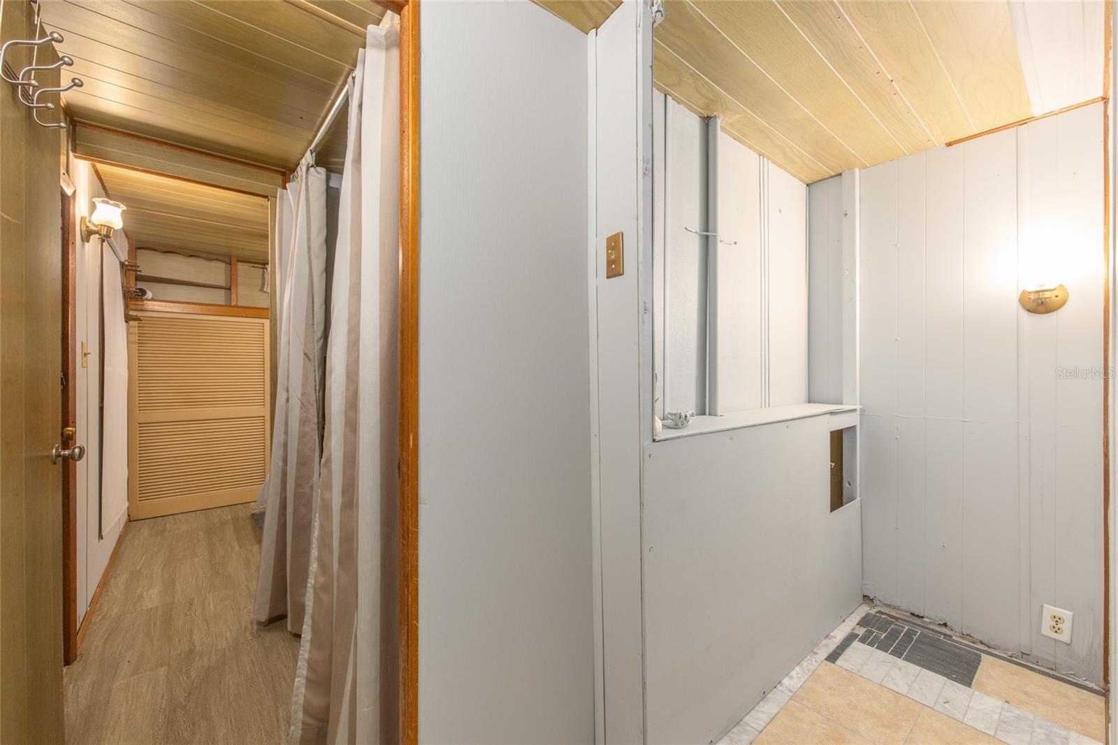 Image 15 of 27 For 2142 185th Terrace