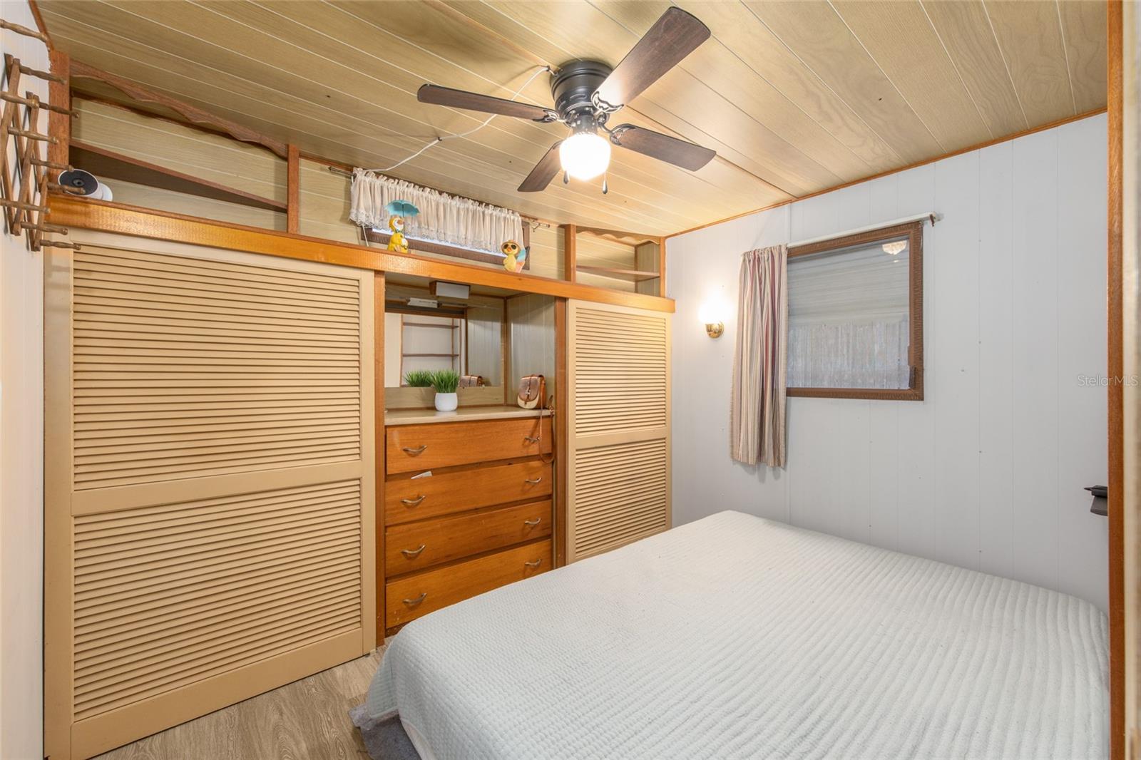 Image 17 of 27 For 2142 185th Terrace