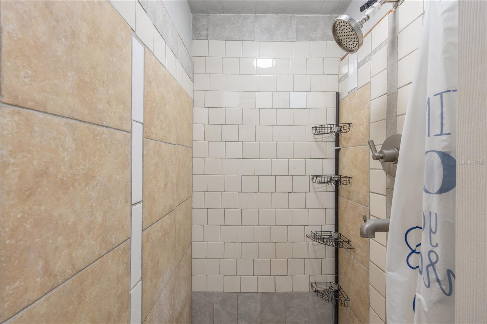 Image 23 of 27 For 2142 185th Terrace