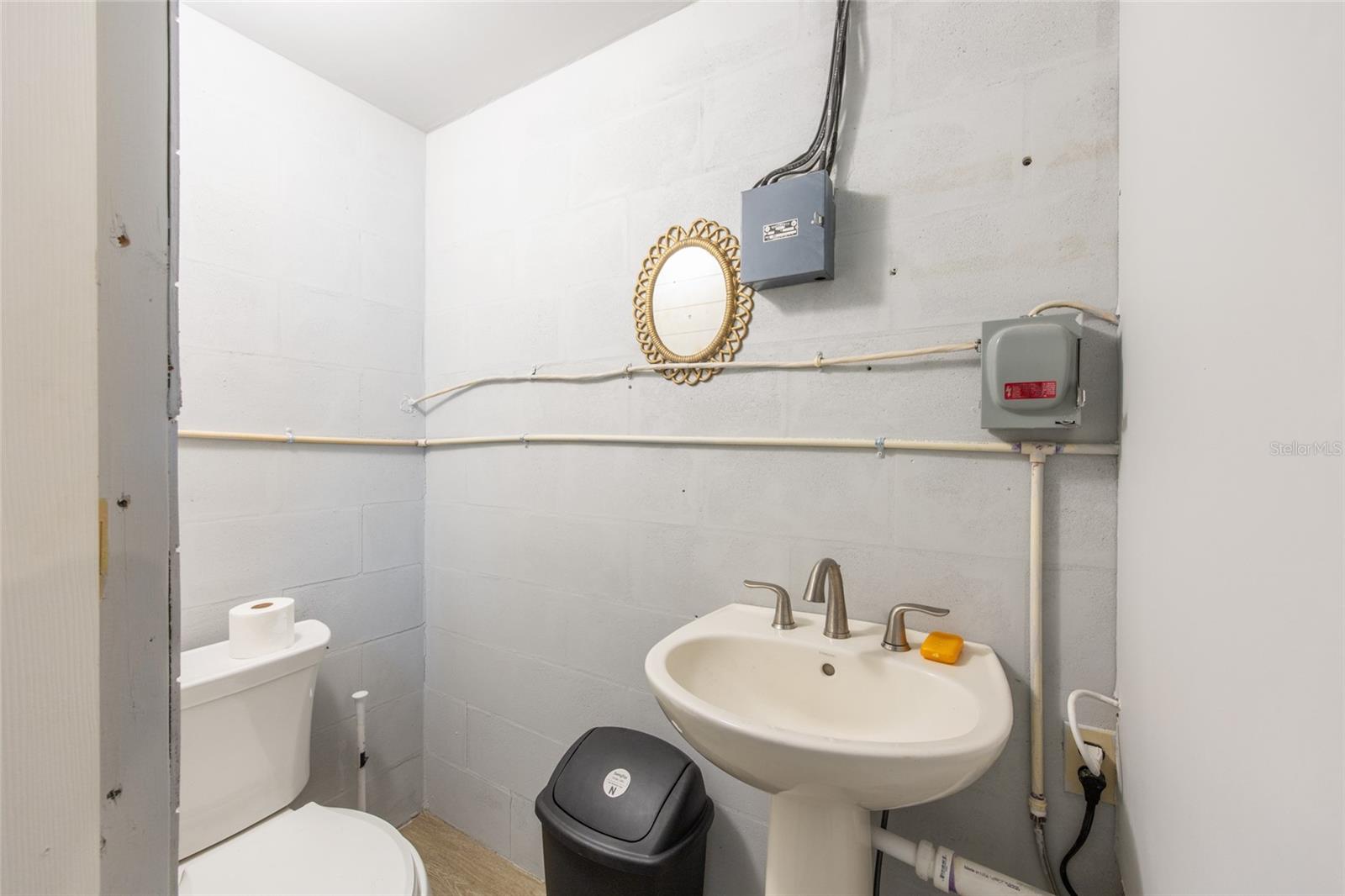 Image 24 of 27 For 2142 185th Terrace