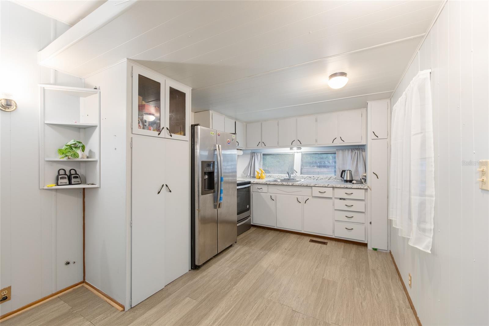 Image 6 of 27 For 2142 185th Terrace