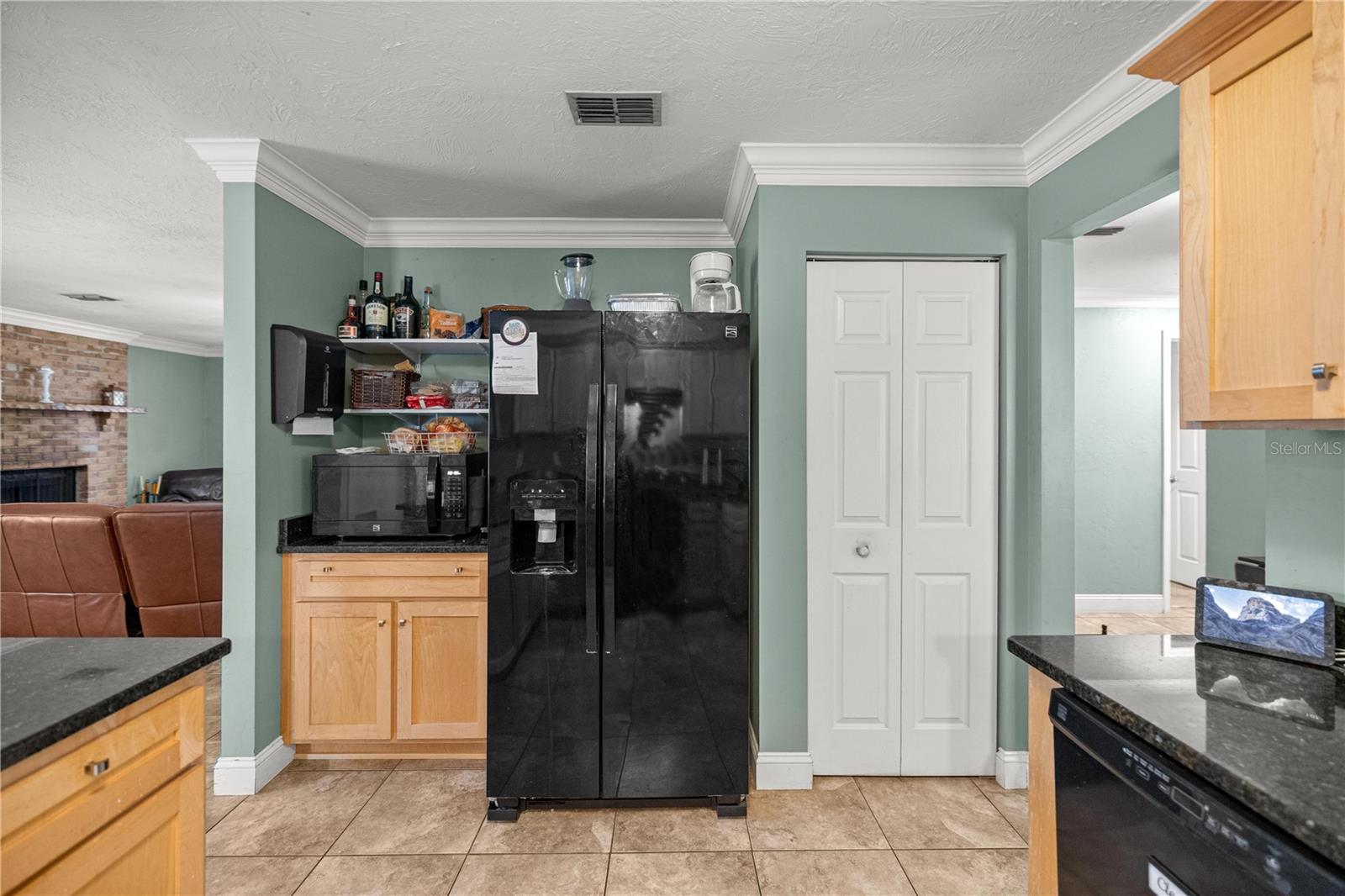 Image 8 of 32 For 5947 Avenue C