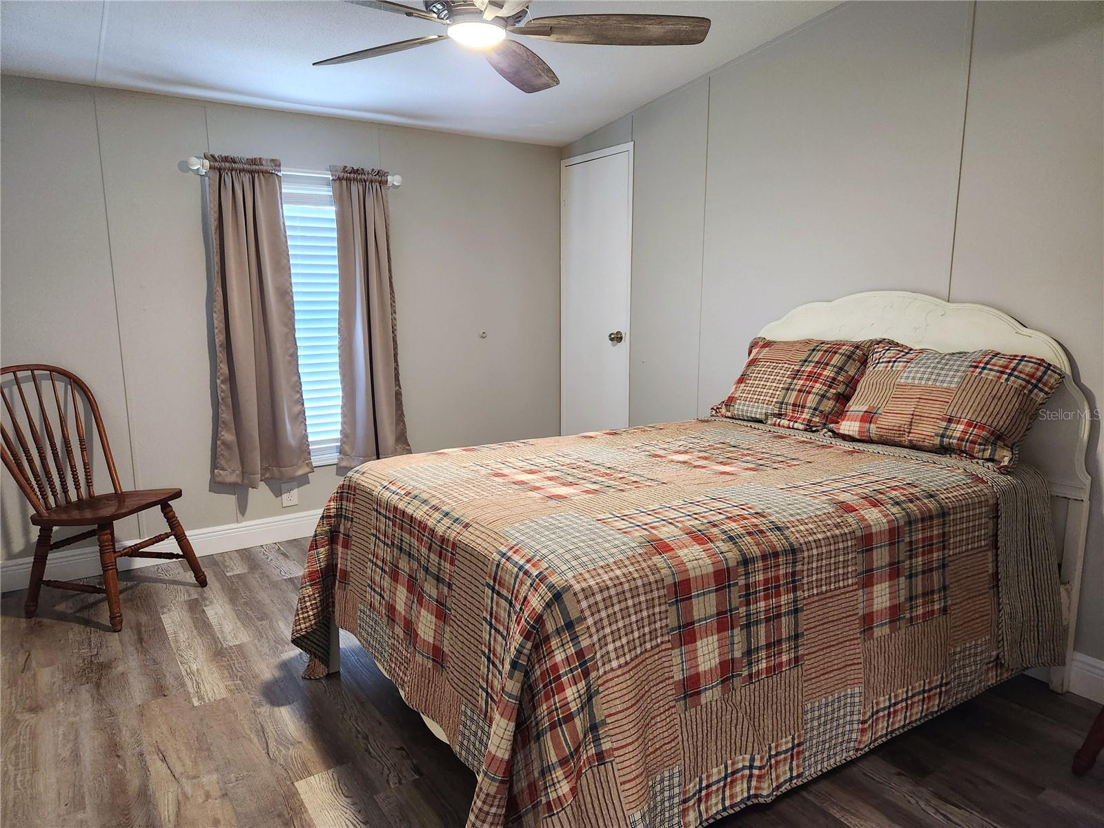 Image 15 of 36 For 10915 222nd Street