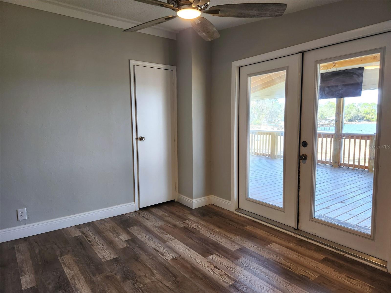 Image 19 of 36 For 10915 222nd Street