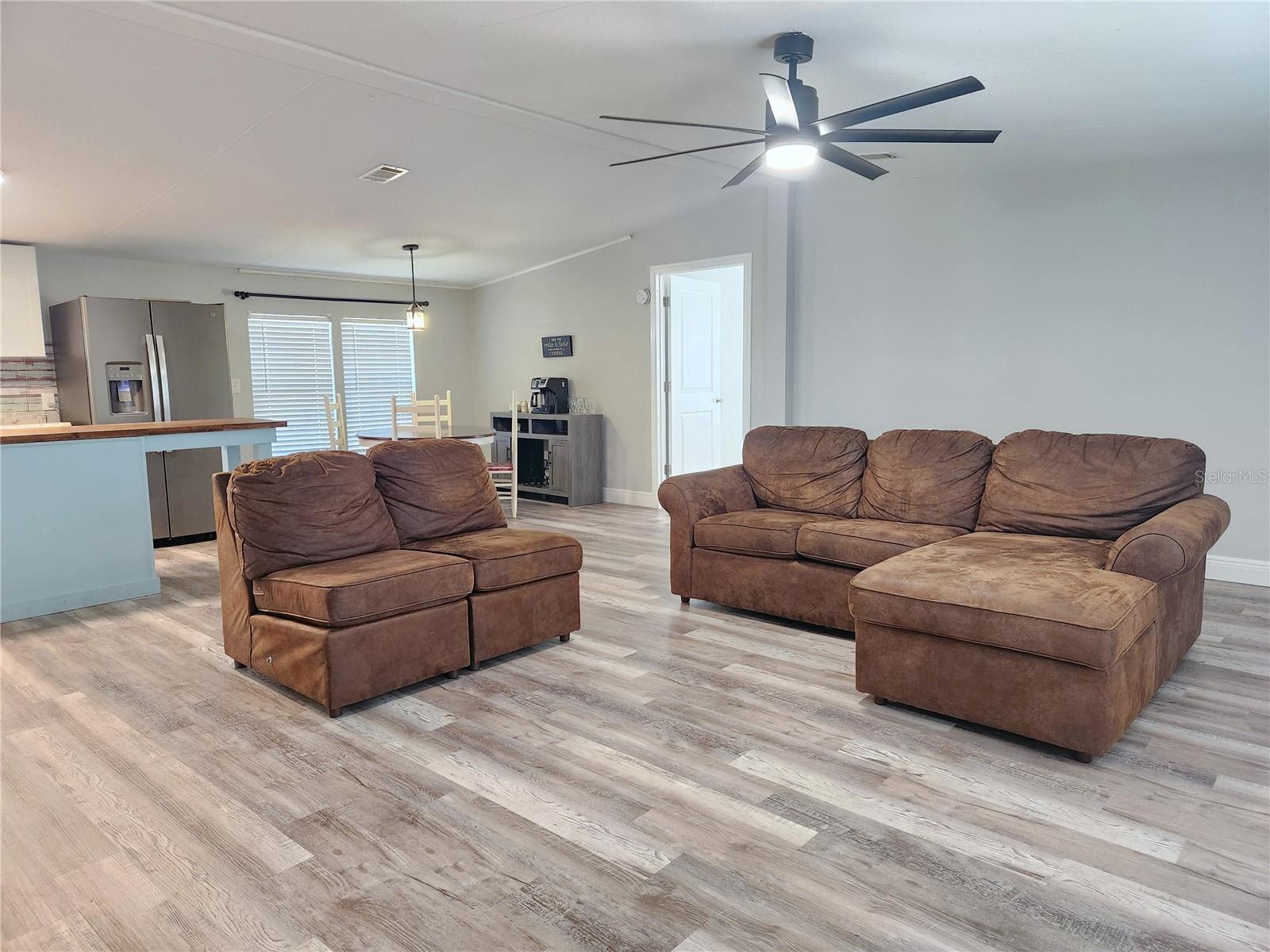 Image 3 of 36 For 10915 222nd Street