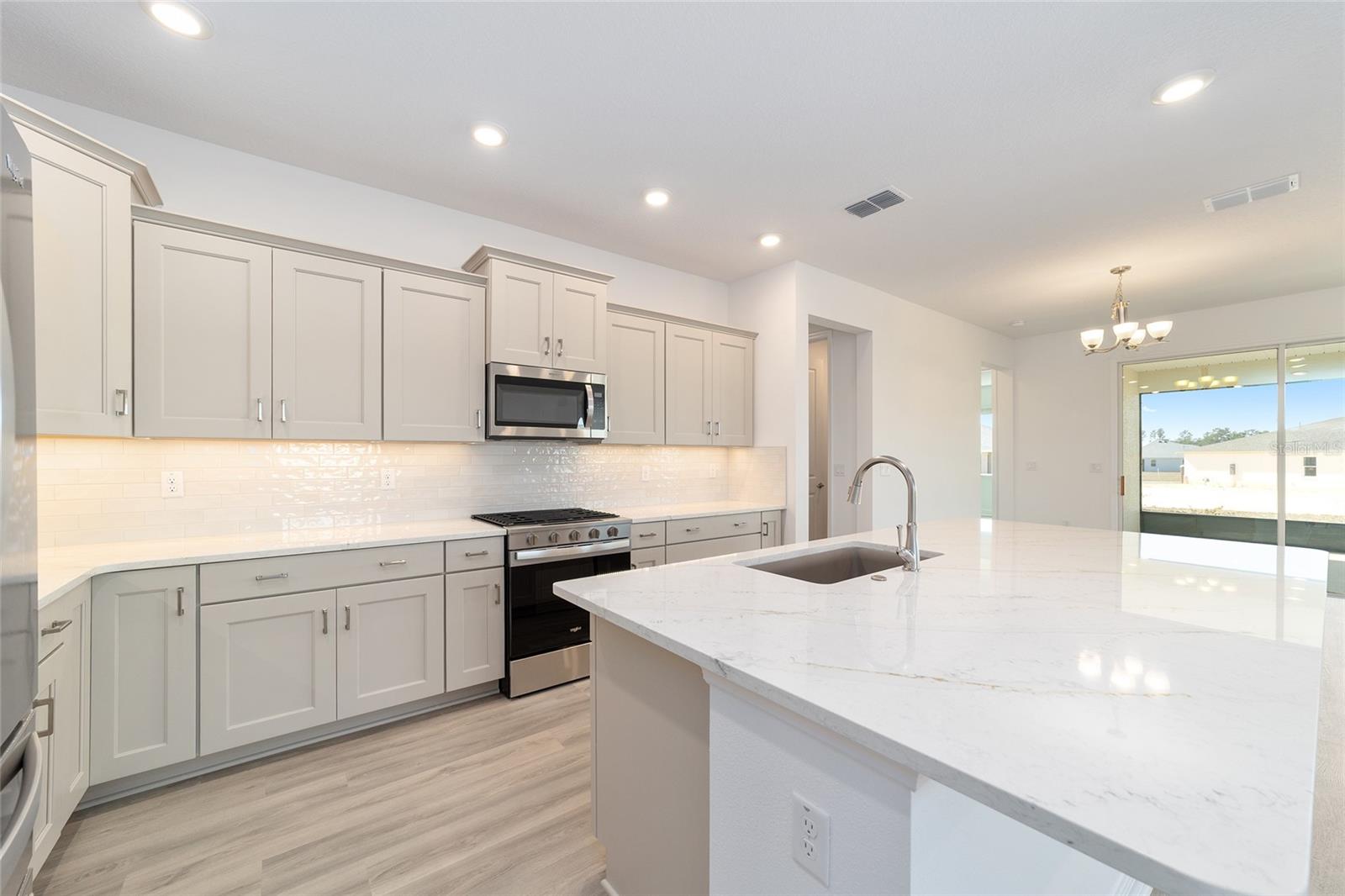 Image 21 of 44 For 10668 101st Lane