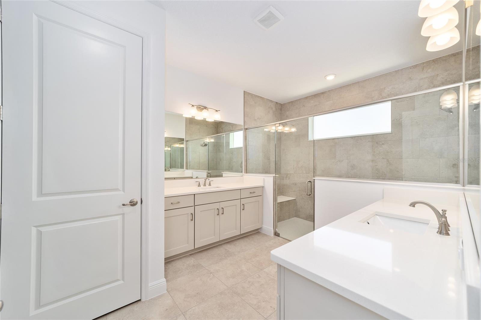 Image 25 of 44 For 10668 101st Lane