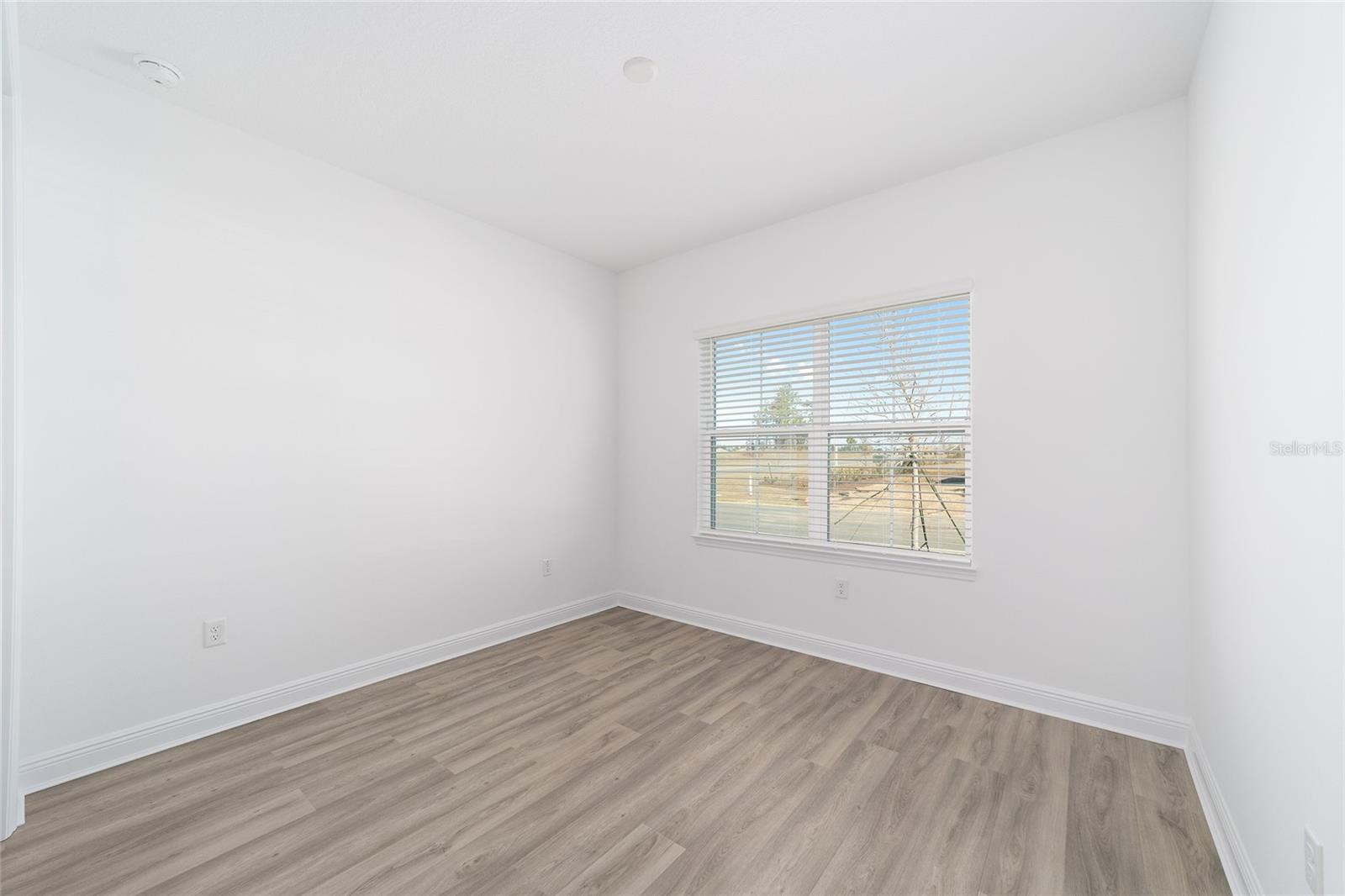 Image 33 of 44 For 10668 101st Lane