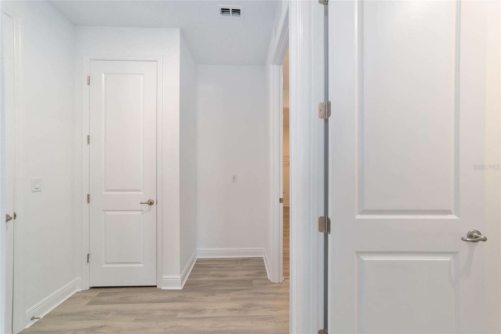 Image 36 of 44 For 10668 101st Lane